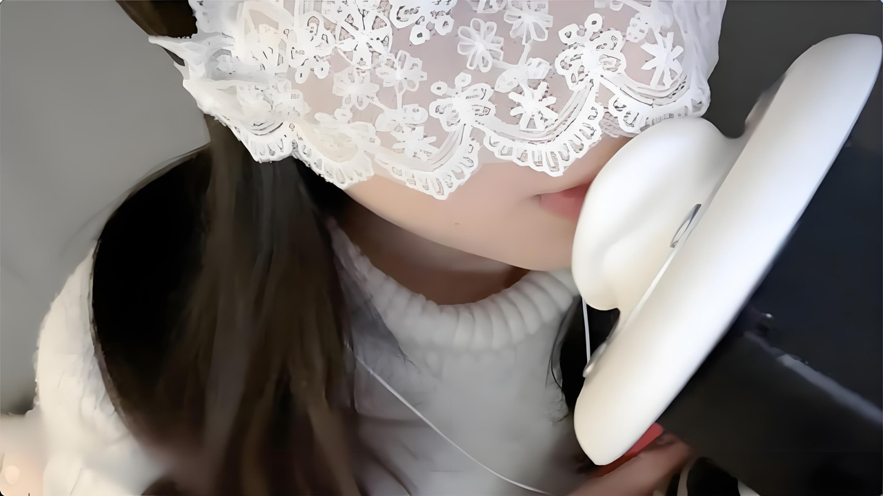 [今天又变好看了] 湿滑包裹舔耳口腔音 | 白色面纱 | 女友哄睡 [2024-01] | ASMR番茄助眠