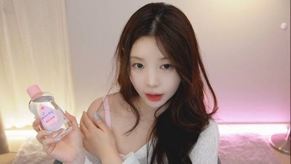[允英yoonying]今晚即将毕业的女友来哄你睡觉 | ASMR番茄助眠