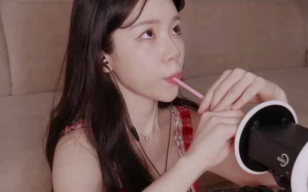 [yeonchu]纯享版吸管触发音，带你享受口腔音的放松效果 | ASMR番茄助眠