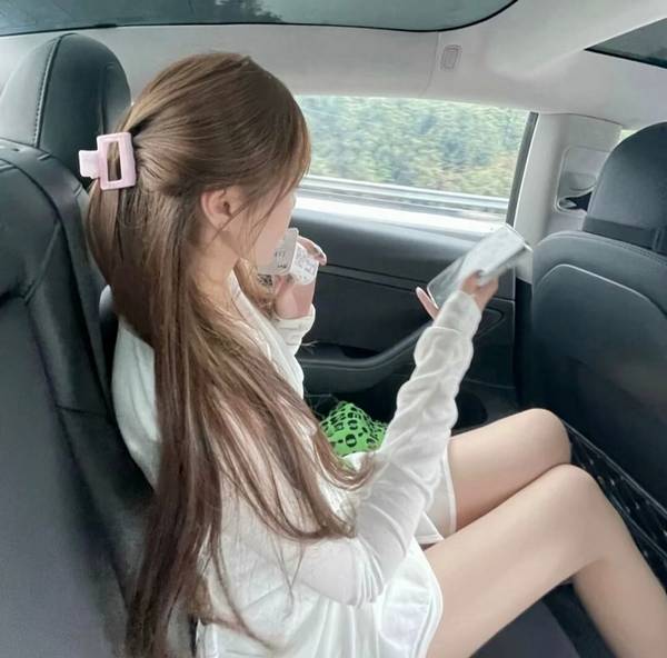 贴心女友喂你喝牛奶|湿哒哒的口腔音 | ASMR番茄助眠
