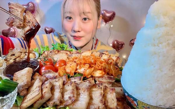[MIYU美优]吃烤五花肉|烤牛肉|泡菜|饭山|吃播 | ASMR番茄助眠